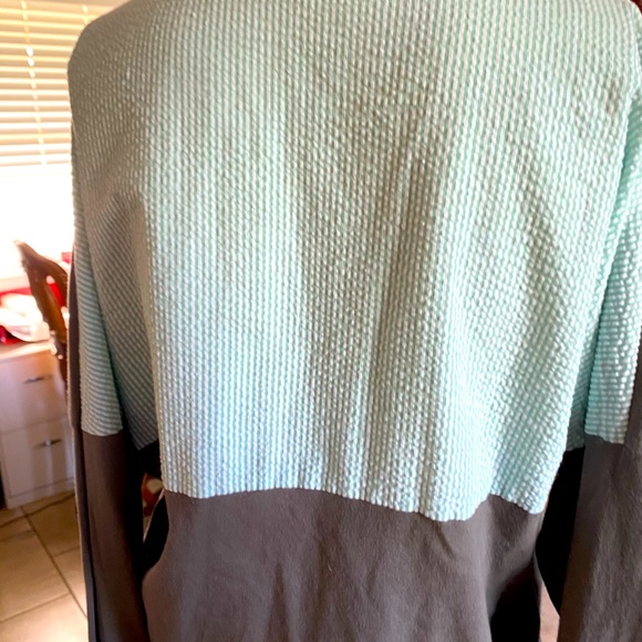 Lauren James shirt. Long sleeve gray and green. - Picture 5 of 6